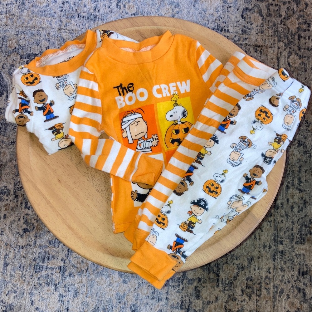 #91. Peanuts - Two Pairs of Peanut Toddler Halloween Pajamas 👻 🎃